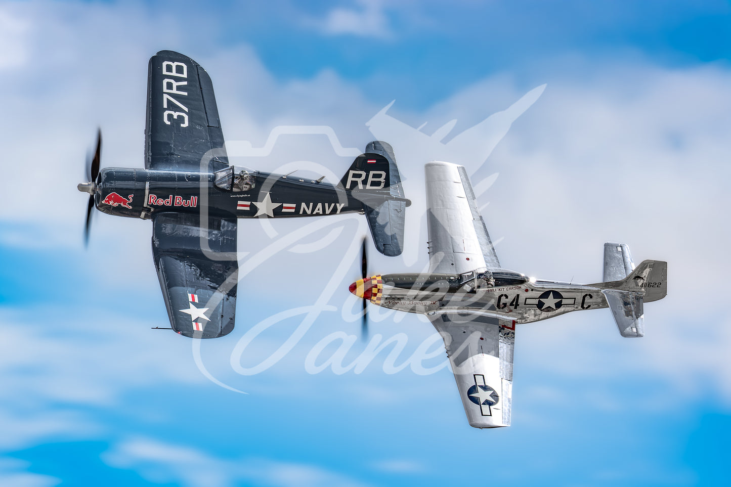 Flying Bulls F4U-4 and P-51
